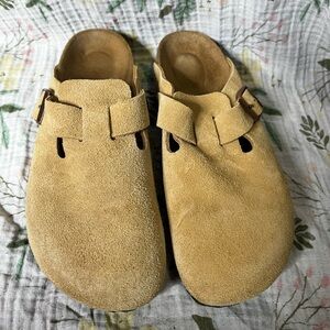 Birkenstock Boston Latte Cream Suede Clogs